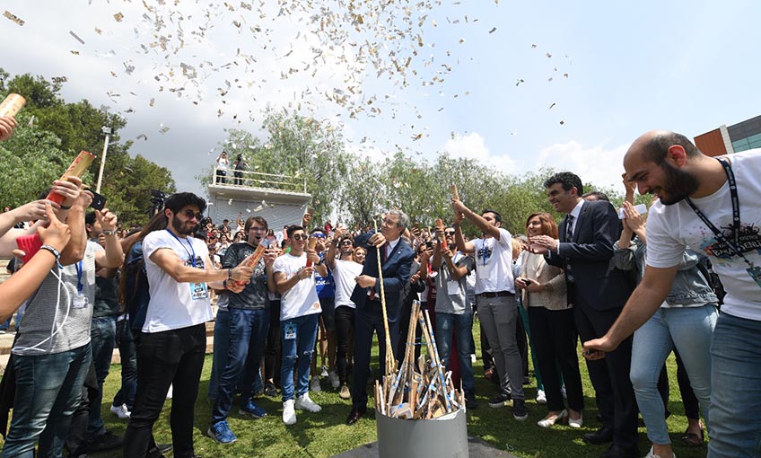 Şenlik Ateşi 4 yıl sonra tekrar alevlendi