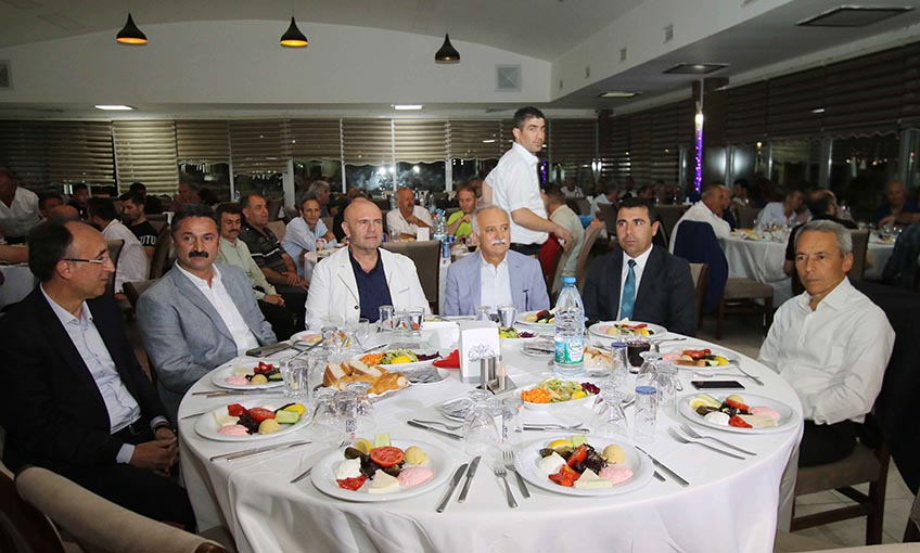 Başkan Karabağ, amatör kulüp yöneticileriyle buluştu