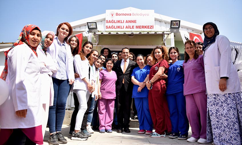 Bornova Belediyesi’nden ihtiyaçlı vatandaşlara diş tedavisi hizmeti  