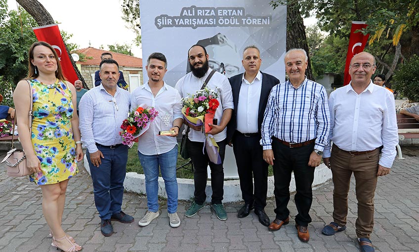 22. Ali Rıza Ertan şiir yarışması ödülleri sahiplerini buldu
