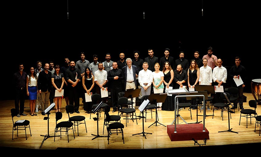 Geleceğin yıldızları Karşıyaka'da yetişiyor