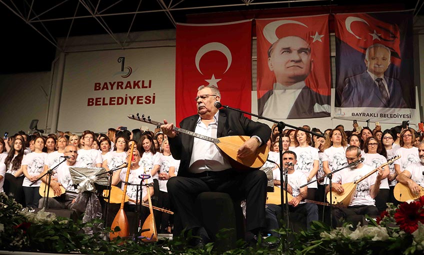 Bayraklı'da Arif Sağ rüzgarı
