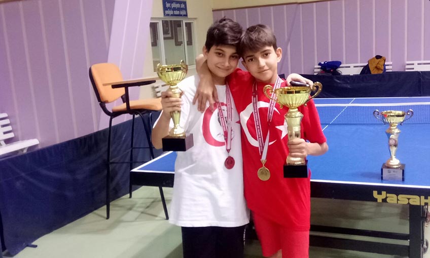 Bostanlıspor Masa Tenisinde şampiyon