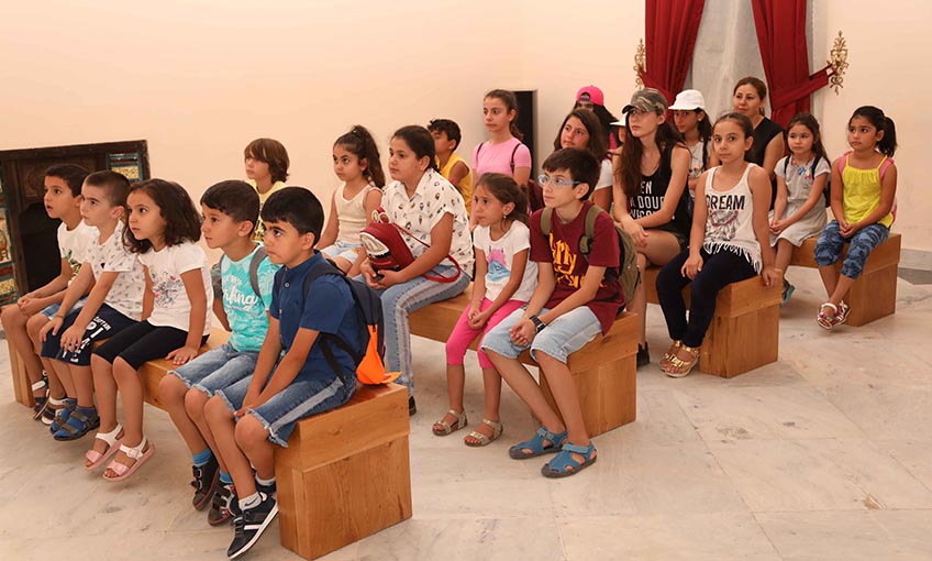 Bayraklılı öğrenciler Atatürk Müzesi'ni gezdi