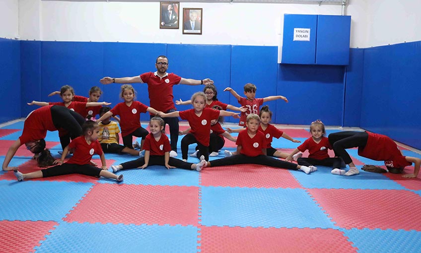 Bayraklı’da jimnastik tutkusu