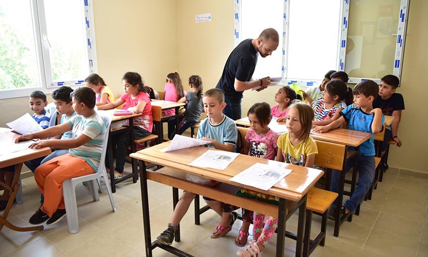 Bornova Belediyesi’nin eğitim desteği artarak devam ediyor