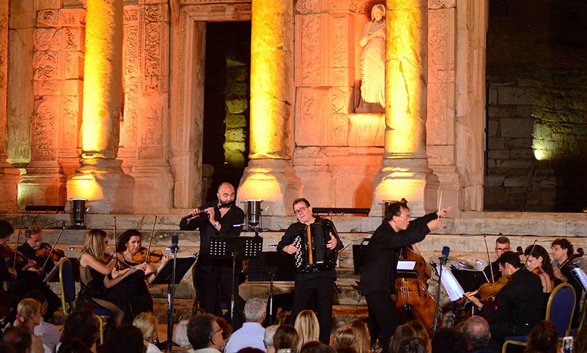 Celsus’da ilklerin gecesi