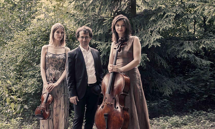 Kapanış Oberon Trıo’dan  