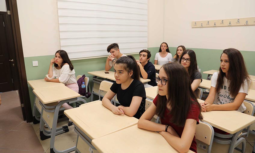 Öğrencilerden Baysem'e teşekkür