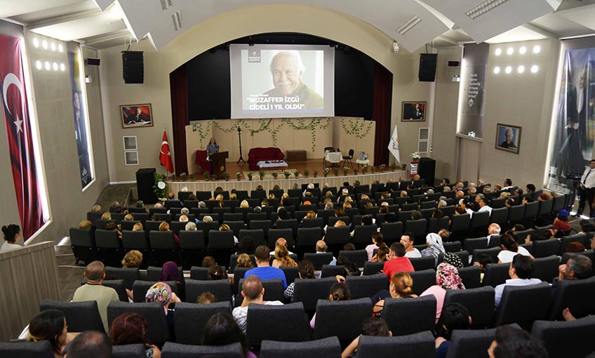 Usta Yazar Muzaffer İzgü’ye saygıyla…