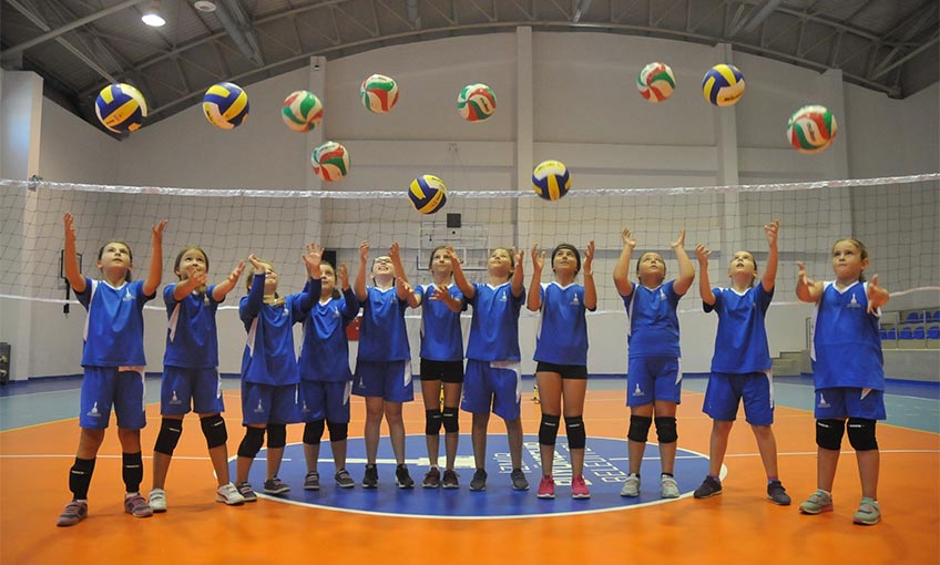 Hem çocuklara hem annelere  