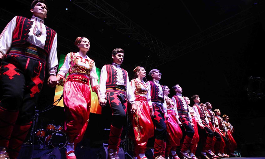 Buca 7. Balkan Festivali’yle renklendi