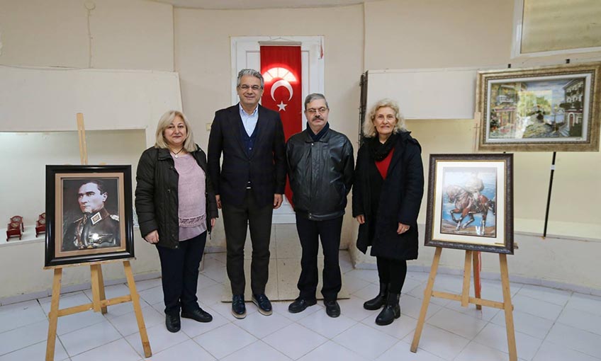 Tablolarıyla engellilere umut olacak