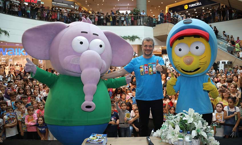 Kral Şakir'e coşkulu karşılama