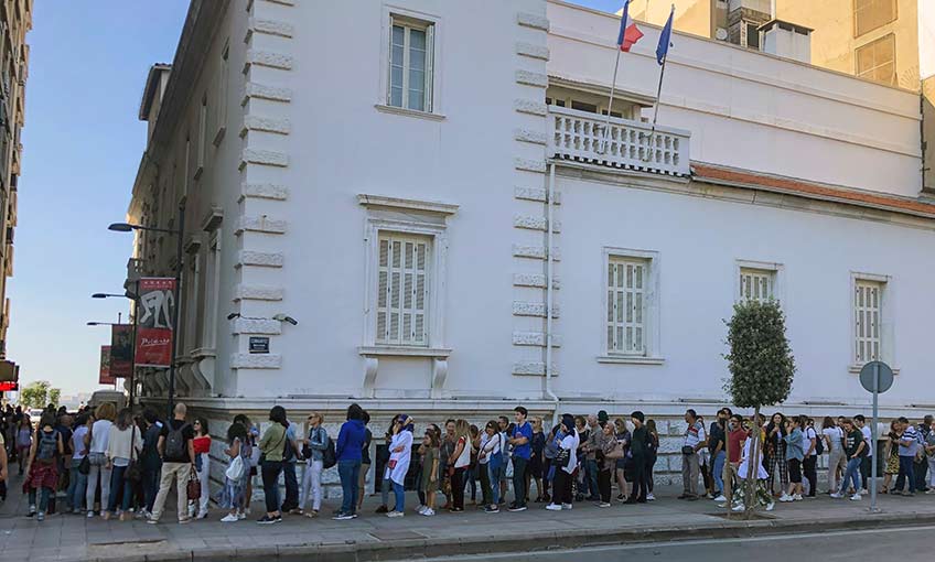 Picasso’ya yoğun ilgi saatleri uzattı