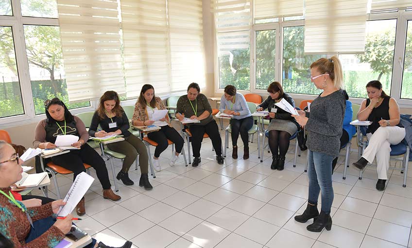 Çiğli’de kadınlar eğitimde