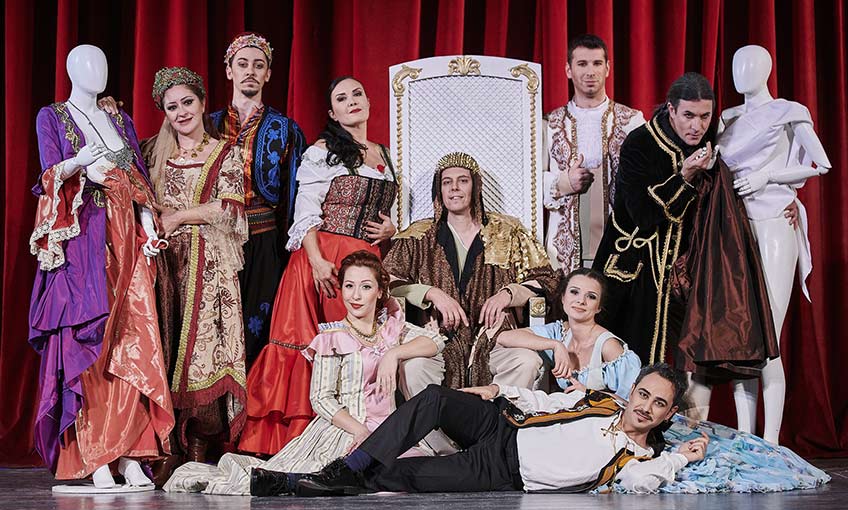 AYDINLAT BİZİ OPERA 25 Aralık’ta Elhamra Sahnesi’nde…