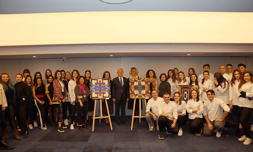 İzmir Ekonomili Şef ve Tasarımcılardan Picasso Yorumu