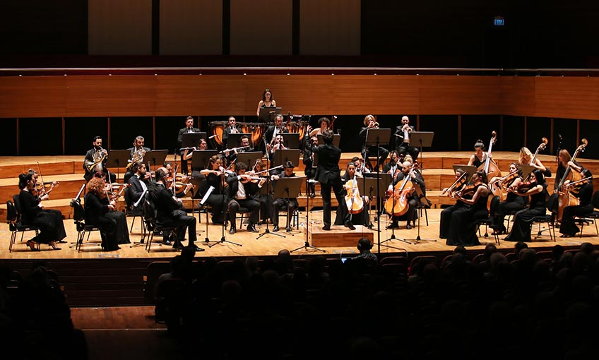 Yaşar üniversitesi oda orkestrasından romanslar konseri