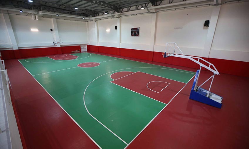 Karşıyaka yeni spor salonuna kavuşuyor