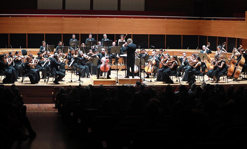 Kuruluşa sanat dolu kutlama