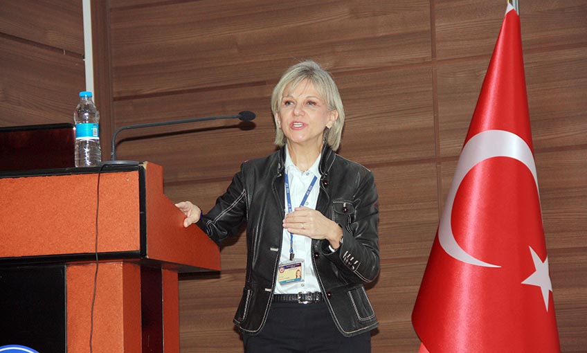 Prof. Dr. Aydınok “Kronik hastalığı olmayan herkes kök hücre bağışlayabilir”