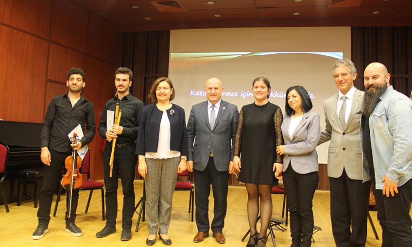 Ege Üniversitesi’nde “İki Yakadan Ezgiler- Lavta Dinletisi”