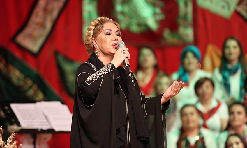 Gaziemir’de Bedia Akartürk coşkusu