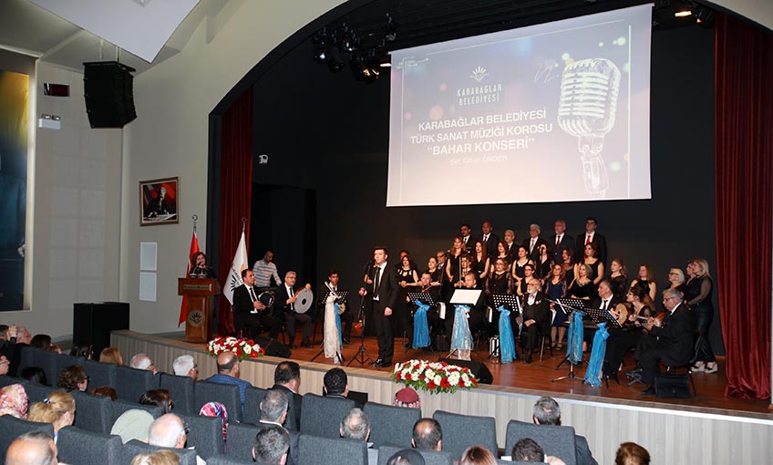 Karabağlar Belediyesi Türk Sanat Müziği Korosu’ndan “Bahar Konseri”