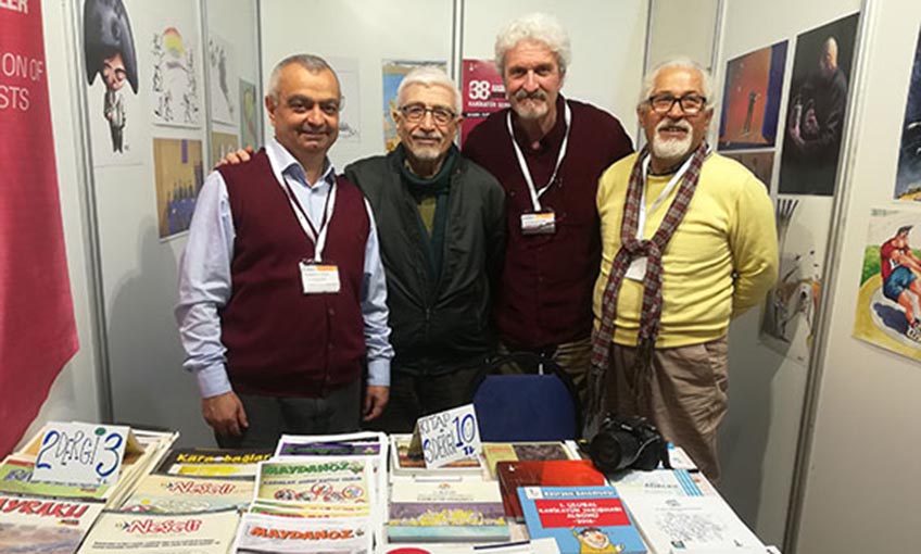 Karikatücüler izmir kitap fuarında