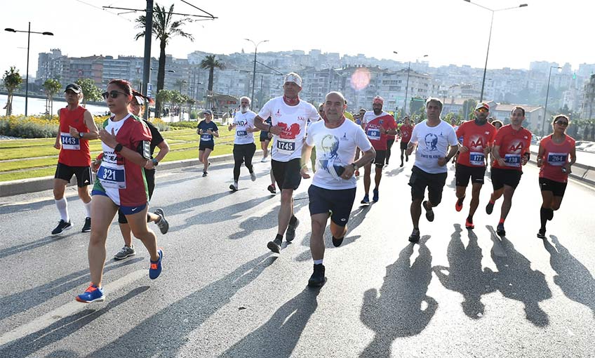 Binlerce genç yürek 