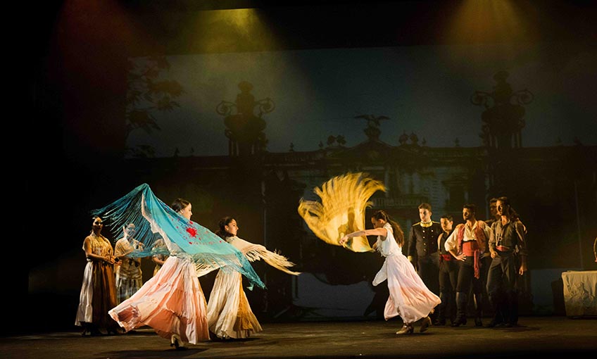 Asi çingene Carmen, Flamenko yorumuyla Festival’de