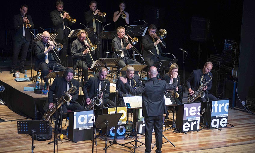 Uluslararası İzmir Festivali’nde Big Band Keyfi