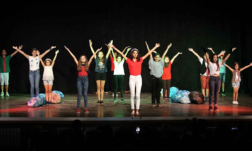 Tiyatronun yıldızları Karşıyaka’da yetişecek