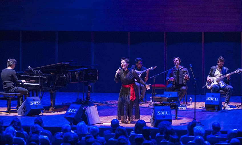 Fado’nun divası büyüledi