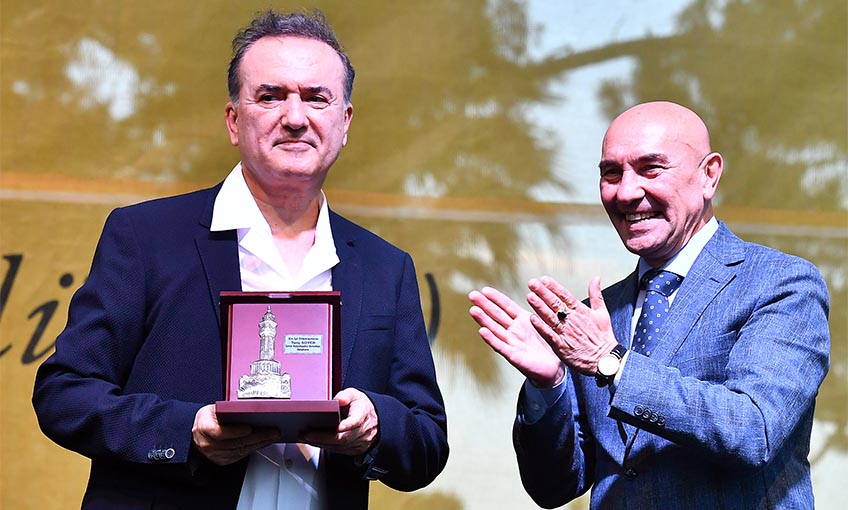 İzmir Edebiyat Festivali Murathan Mungan’la başladı