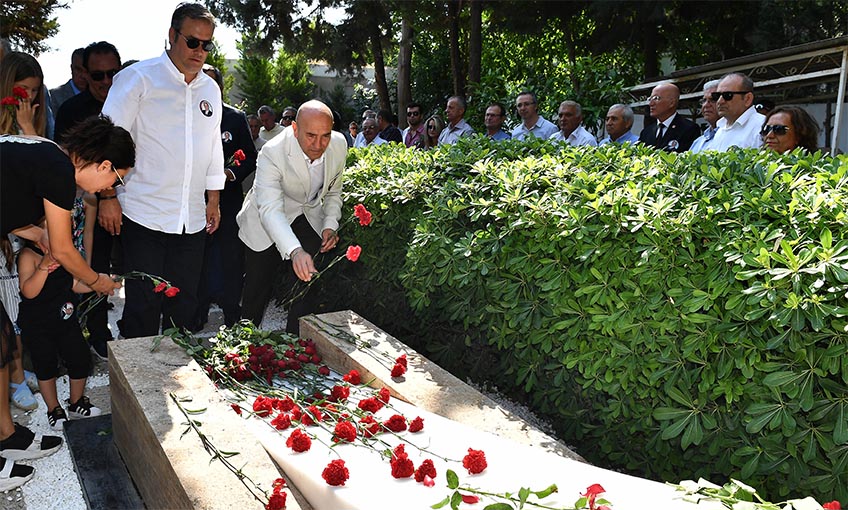 Hiç eksilmeyen özlemle