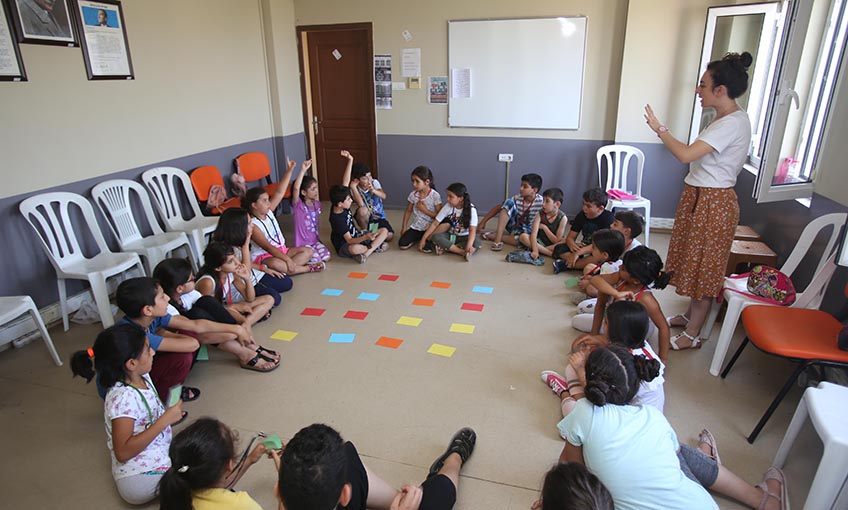 Hem eğleniyor, hem öğreniyorlar