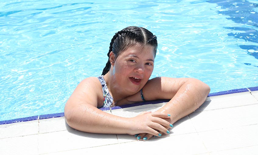 Selin’in yeni hedefi yüzme şampiyonluğu