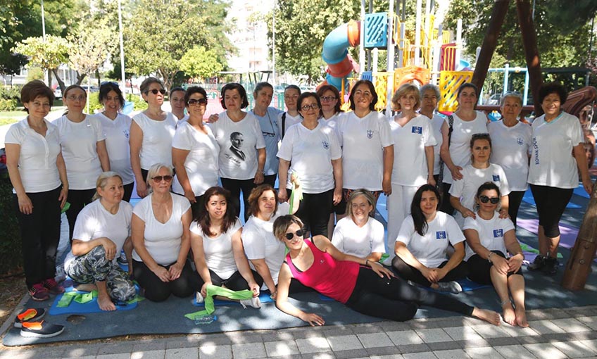 Konaklı kadınlar güne sporla başlıyor