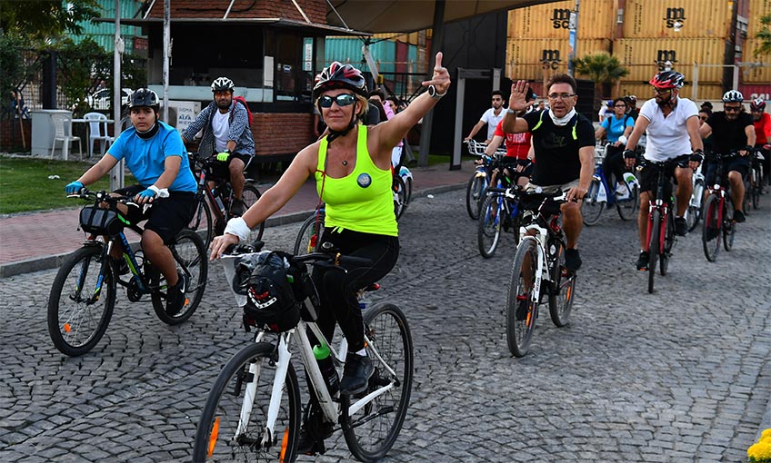 Birlikte yürüdüler birlikte pedal çevirdiler