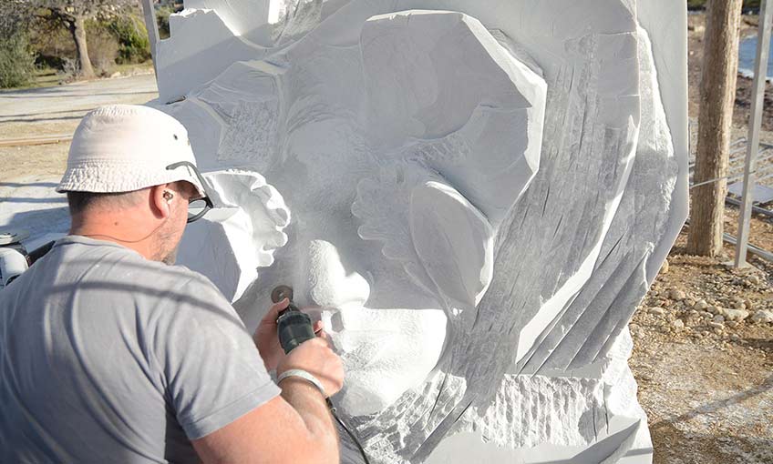 Mermer bloklar hayat bulmaya başladı