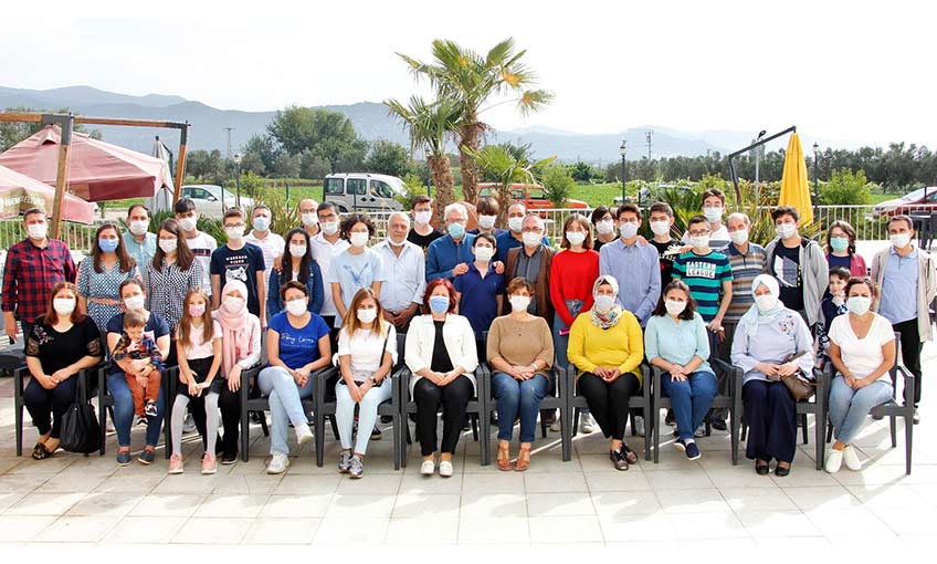 LGS’de başarılı olan öğrencilerle buluştu