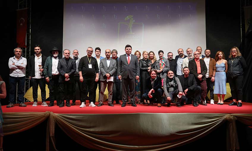 Sarı Şemsiye Ödülleri sahiplerini buldu