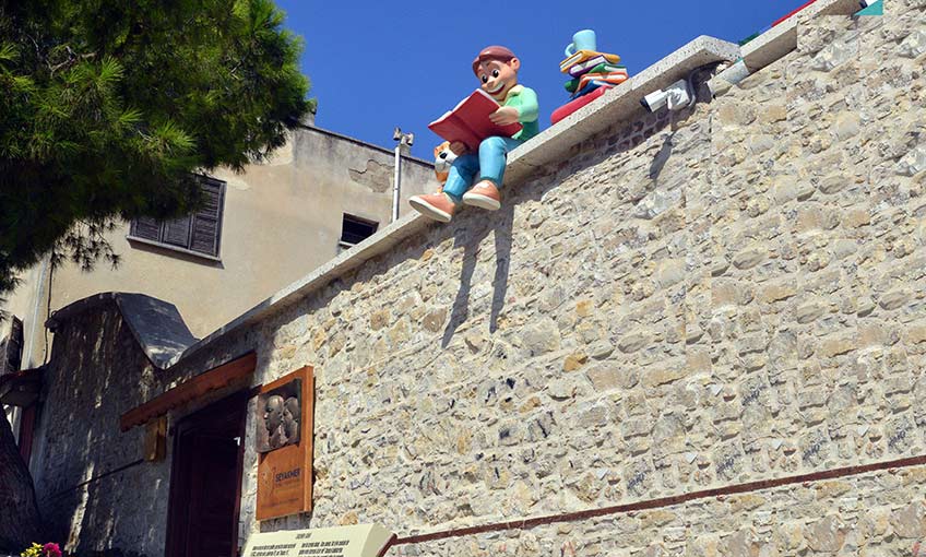 Çocuklar için ilk Dijital Kütüphane Kuşadası’nda