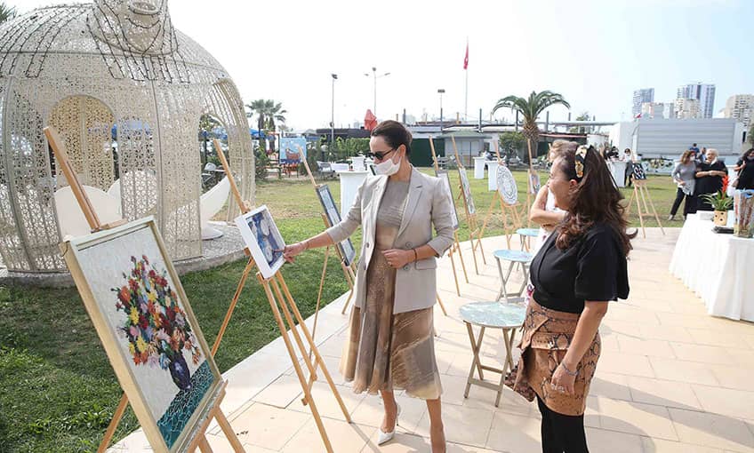 Karşıyakalı 40 kadından mozaik sergisi