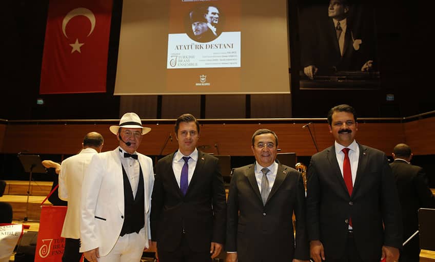 Konak’ta Cumhuriyete özel konser