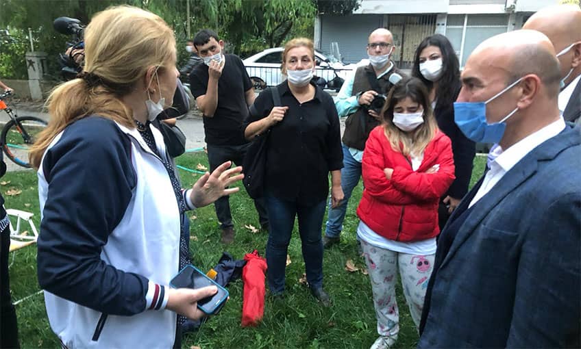 İzmir Büyükşehir Belediyesi afetzedelerin yanında