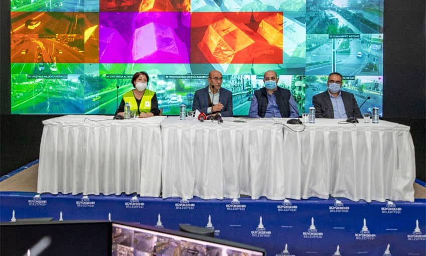 Depremzedeler için kampanya