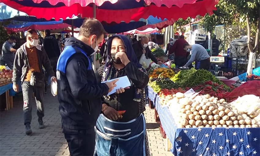 Kuşadası'nda Maske ve Sigara denetimi